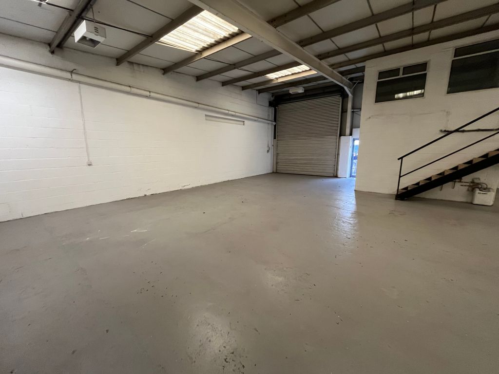 Property photo 2 of 3