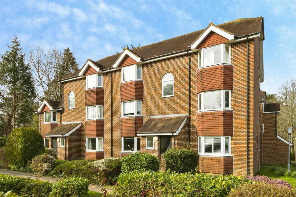 Property photo 1 of 14