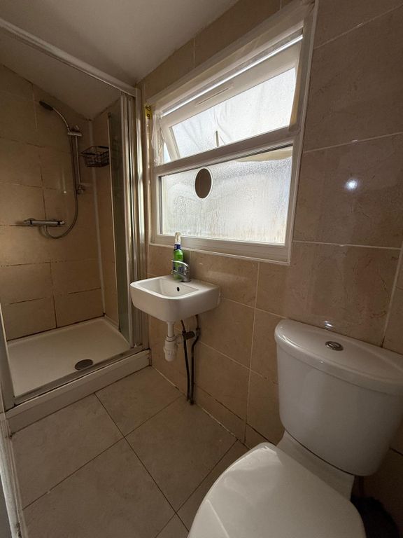 Property photo 3 of 5 Gallery