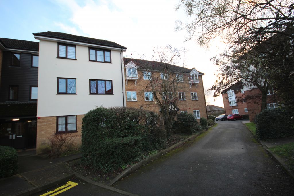 Property photo 1 of 3 Foxglove Court, Vicars Bridge Close, Wembley, Middlesex, Ha0