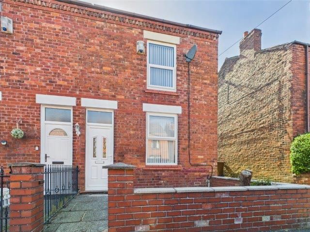 Property photo 1 of 17 29 Heaton Street