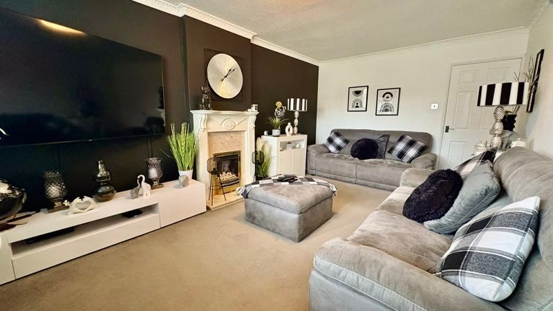 Property photo 2 of 14 Photo 1