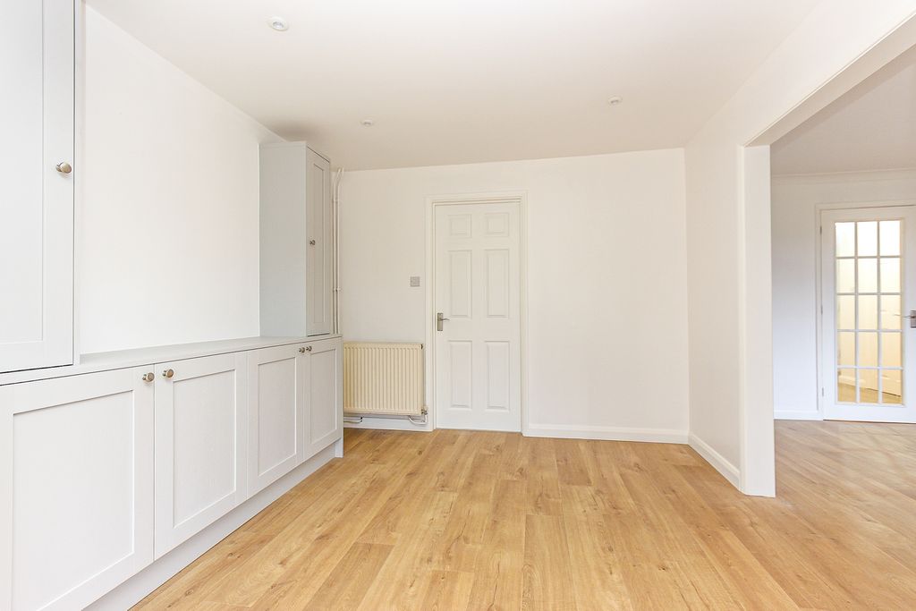 Property photo 2 of 13 Dining Area