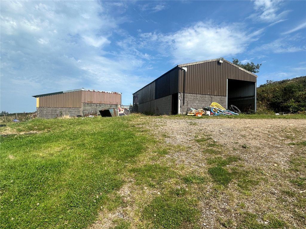 Property photo 2 of 17 Picture No. 13