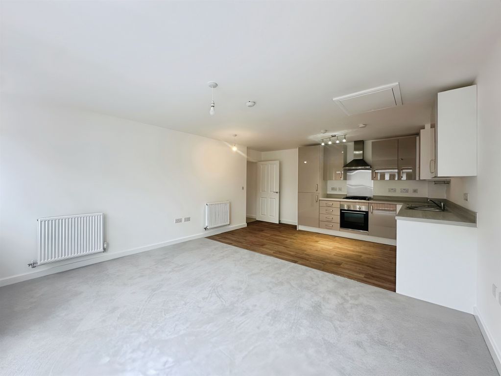 Property photo 3 of 6