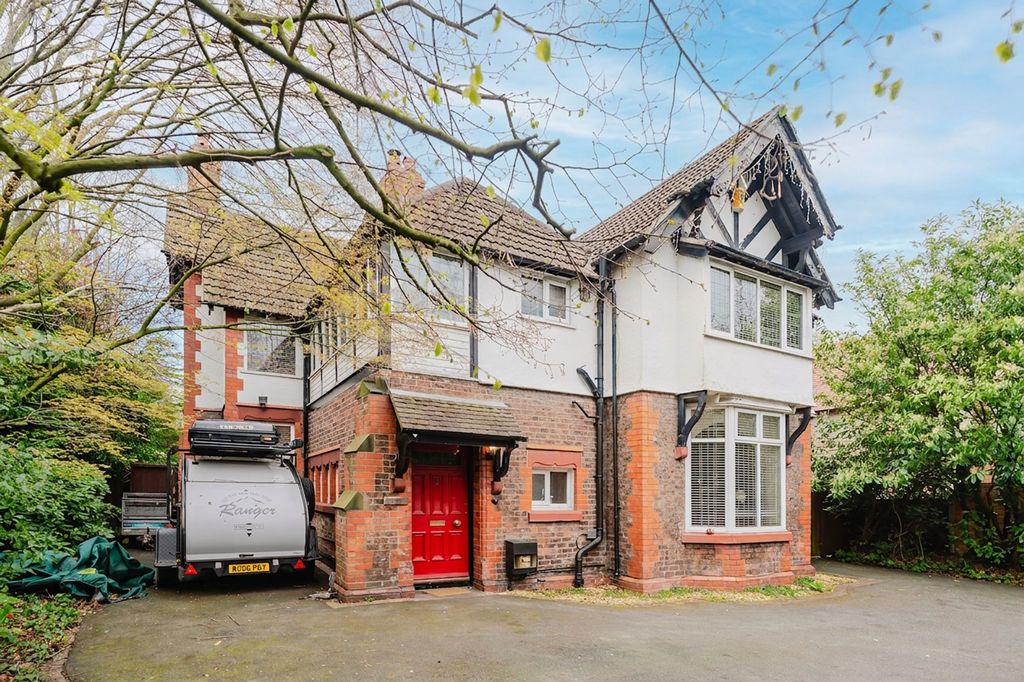 Property photo 1 of 38