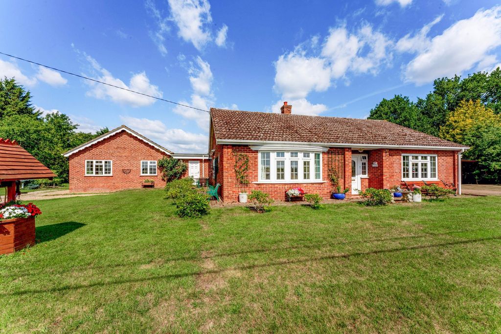 Property photo 1 of 33