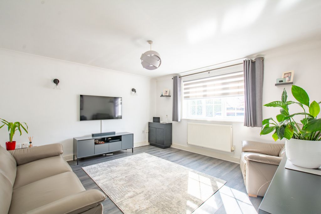 Property photo 3 of 16 Picture No. 20