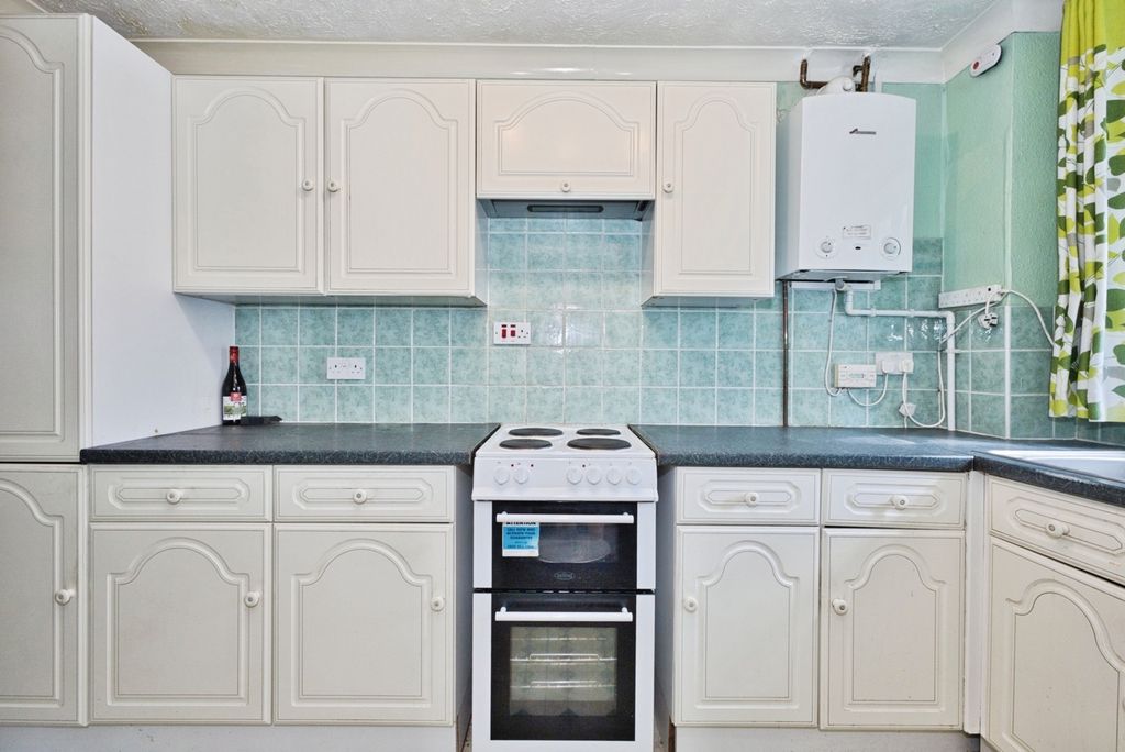 Property photo 3 of 15 Pbox-Img.Jpg