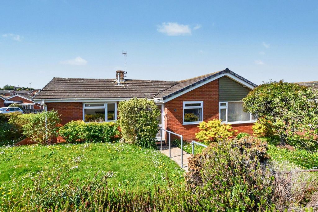 Property photo 1 of 18 1 - Outside