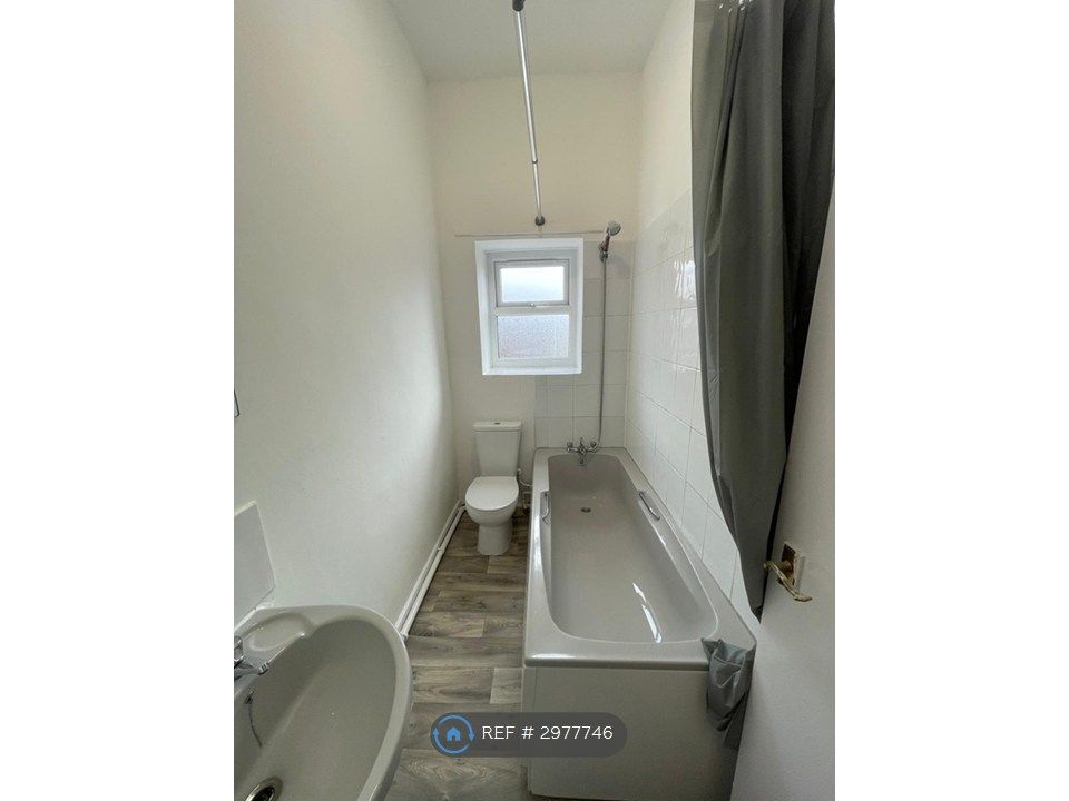 Property photo 3 of 3