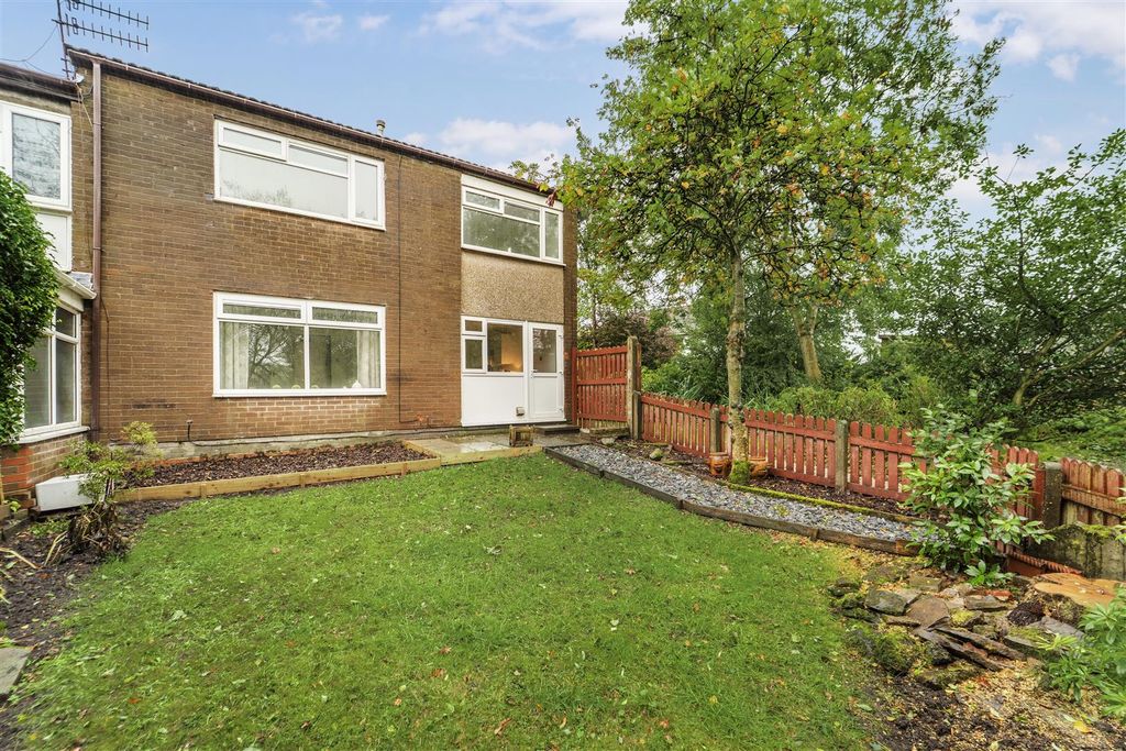 Property photo 3 of 46
