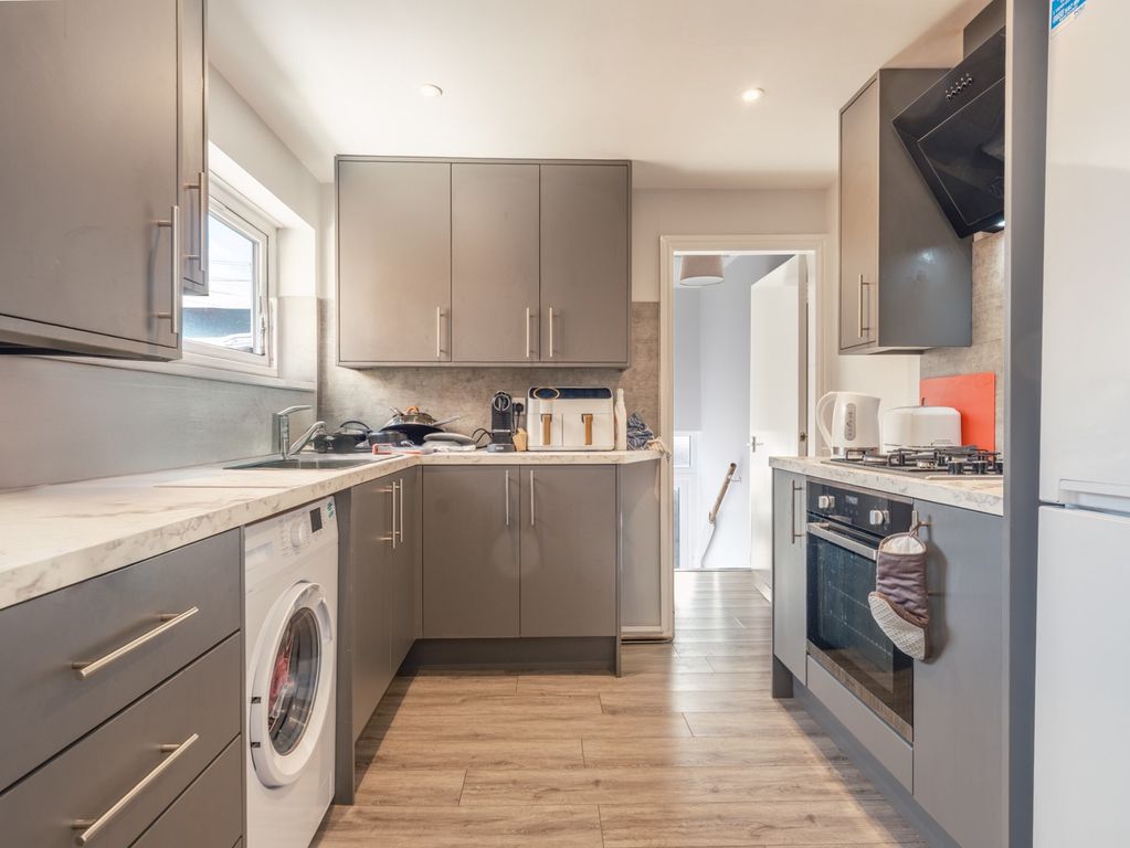 Property photo 2 of 10 4597371
