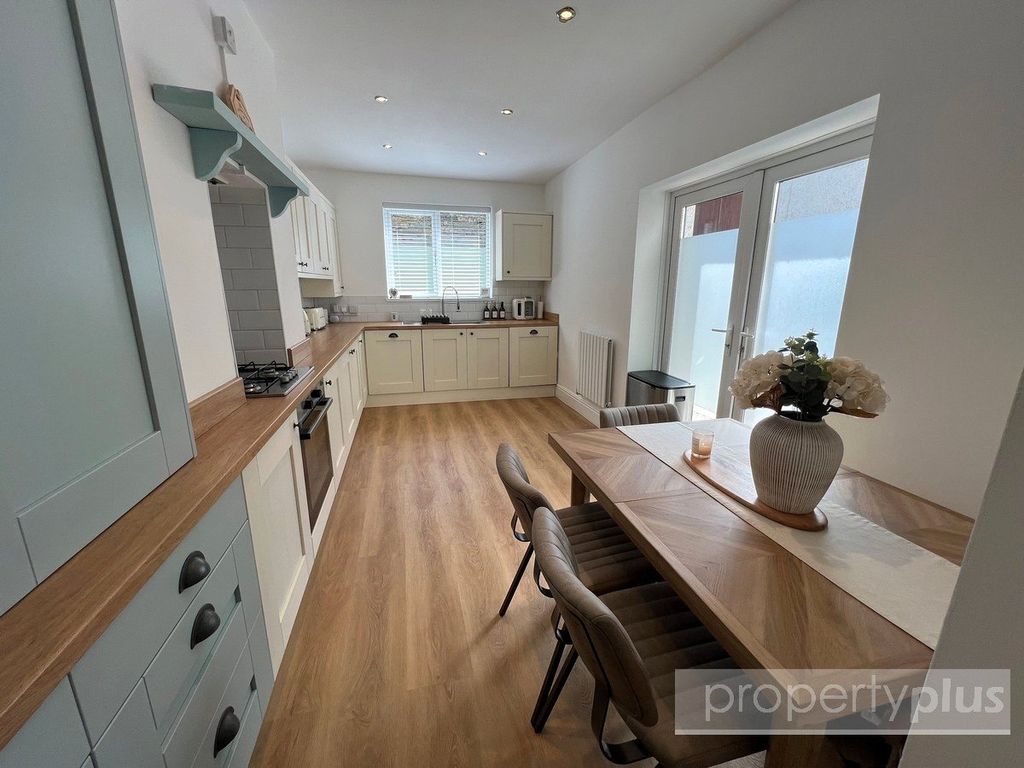 Property photo 3 of 19 Picture No. 07