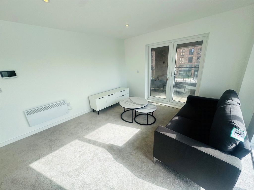 Property photo 1 of 10 Picture No. 01