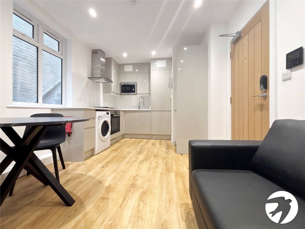 Property photo 2 of 10 Picture No. 08