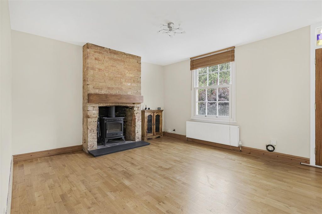 Property photo 2 of 27 13_60031.Jpg