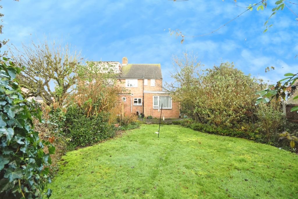 Property photo 2 of 20