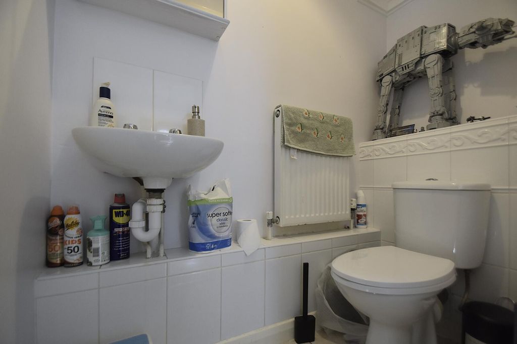 Additional image 9 of 3 bed end terrace house to rentThe Sidings, Cowes PO31