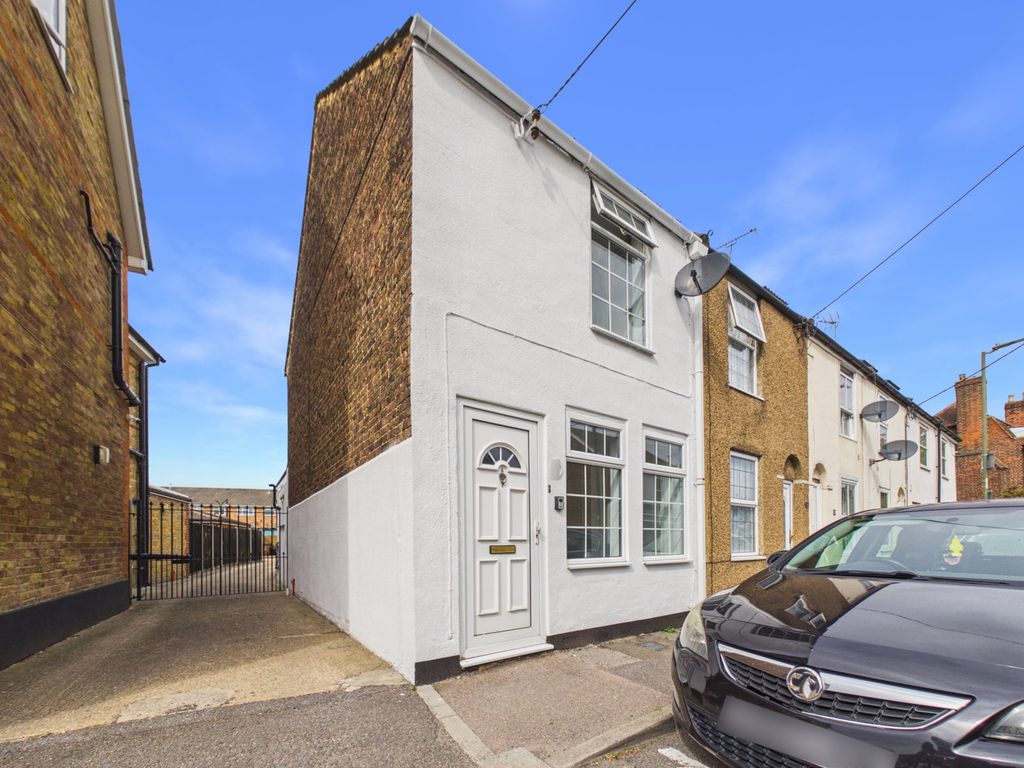 Property photo 1 of 10