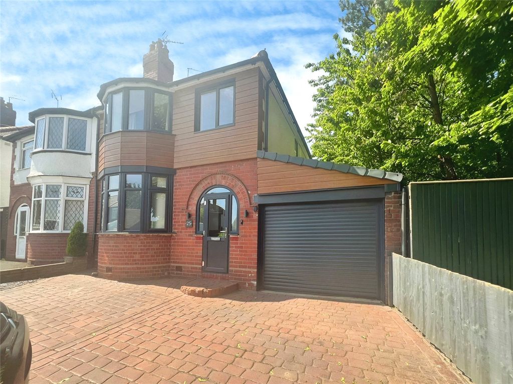 Property photo 1 of 17 Front