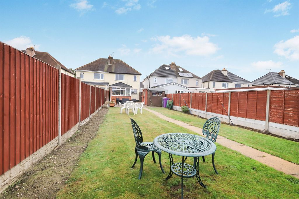 Property photo 2 of 16