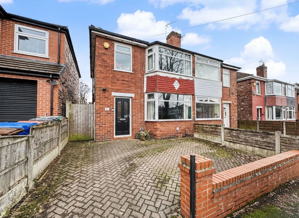 Property photo 1 of 25