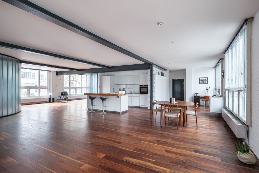 Property photo 1 of 38 Building-100-Alaska-Building-33 (21).Jpg