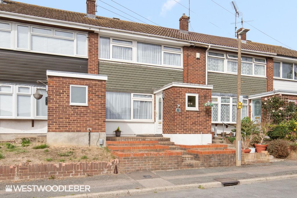 Property photo 1 of 24 Hoecroft_26.Jpg