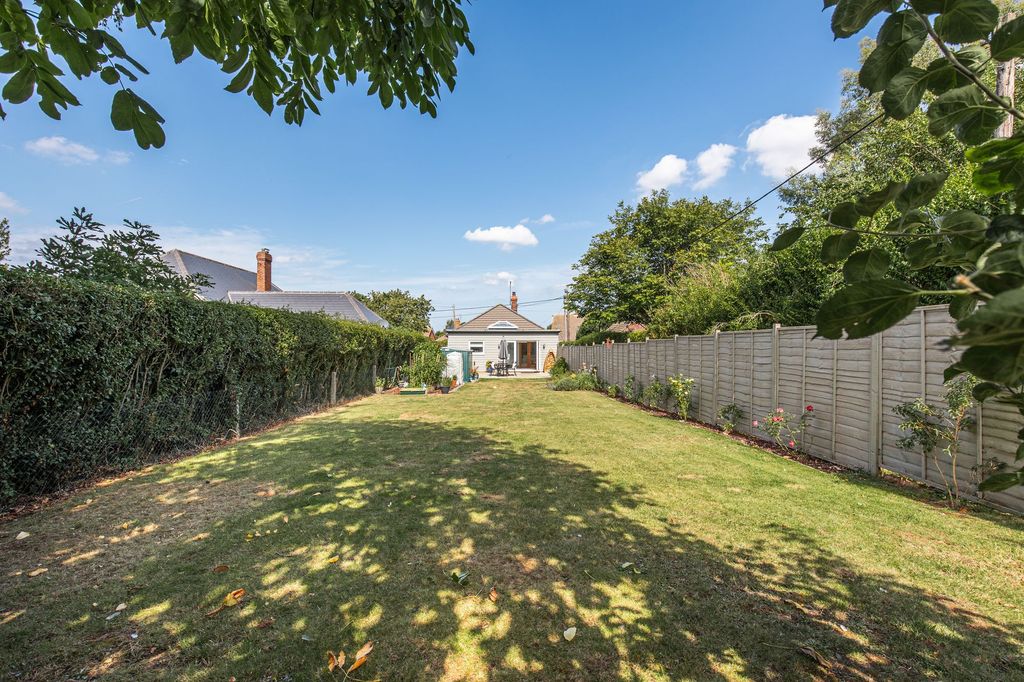 Property photo 2 of 19