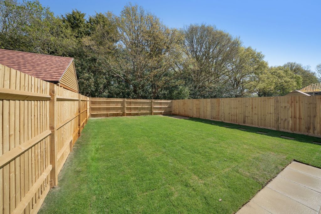 Property photo 2 of 13 Picture No. 41