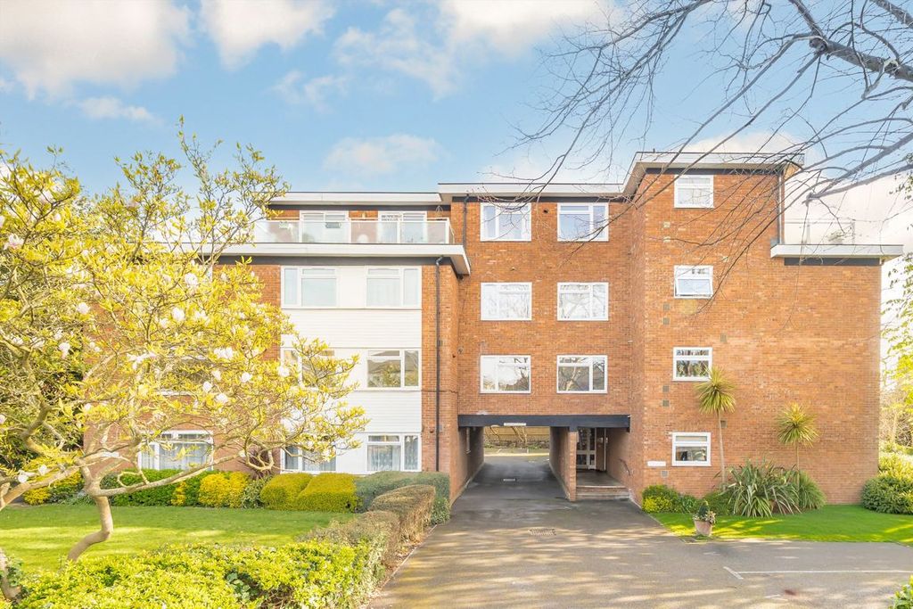 Property photo 1 of 5