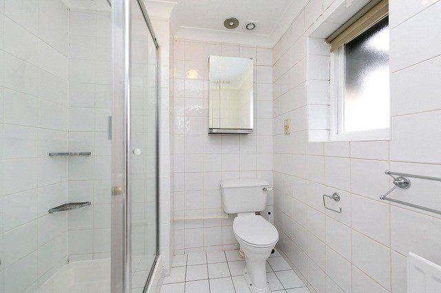 Property photo 2 of 9 Shower Room