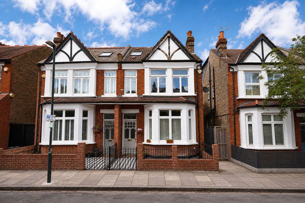 Property photo 1 of 13 Picture No. 05