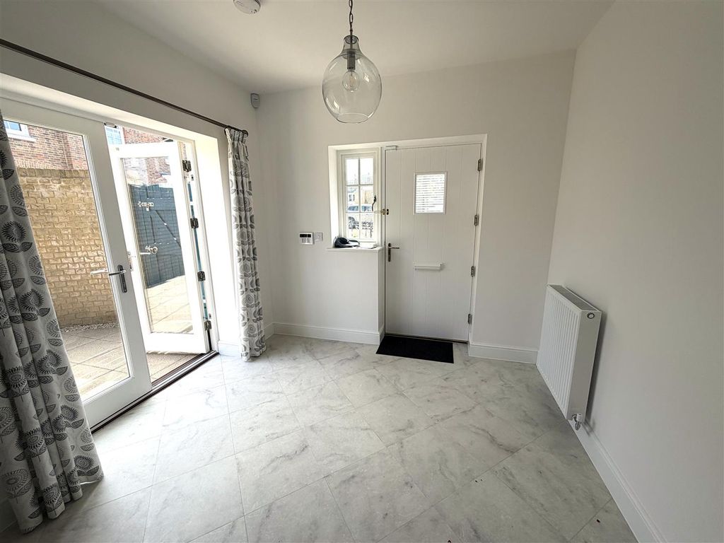 Property photo 2 of 13 Downstairs Entrance Hallway