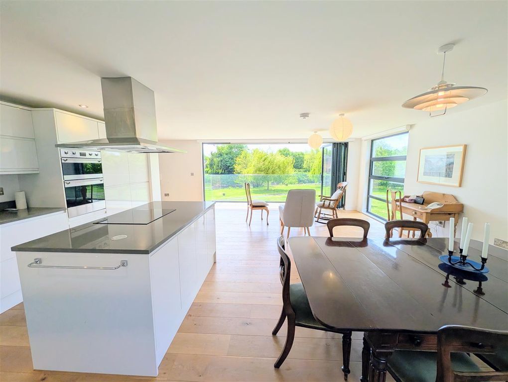 Additional image 14 of 2 bed flat for saleFryers Gate, Hereford HR4