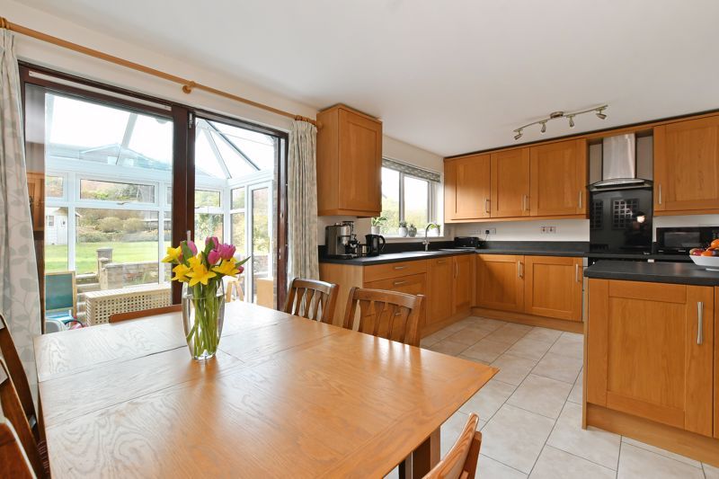 Property photo 2 of 30 Dining Kitchen