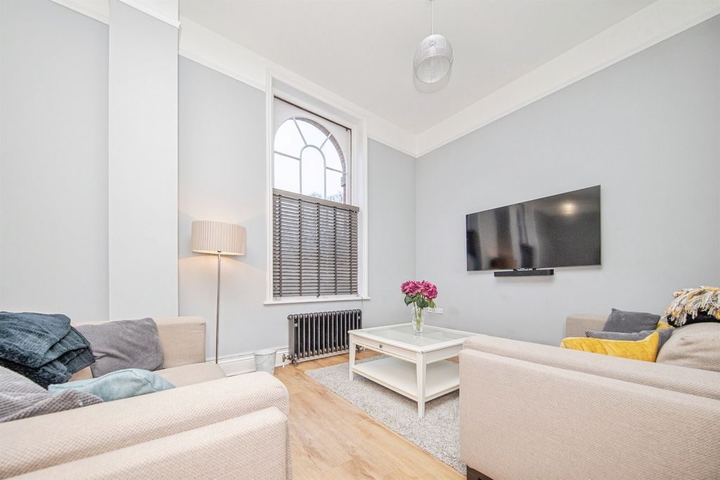 Additional image 11 of 3 bed flat for saleRibbans Park Road, Ipswich IP3