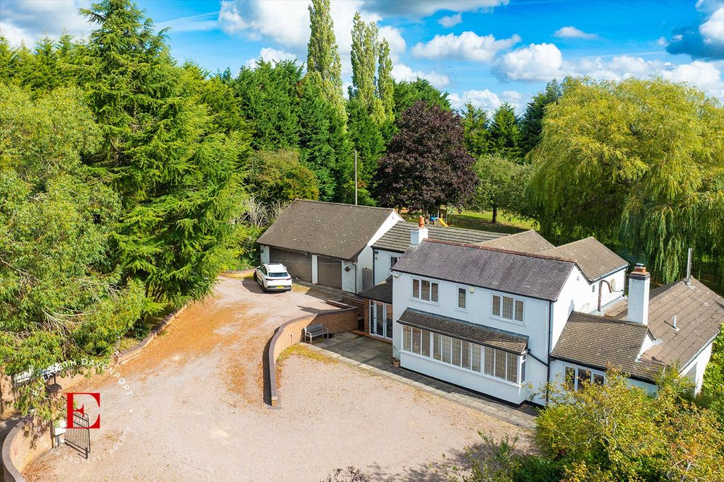 Property photo 1 of 36