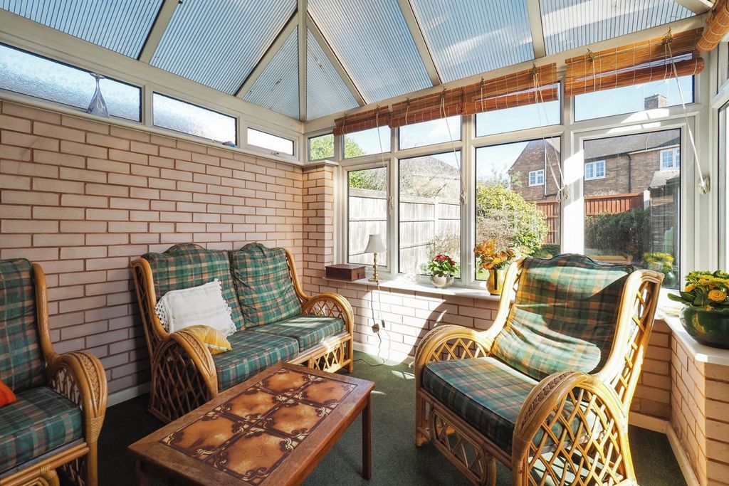 Property photo 3 of 17 Conservatory