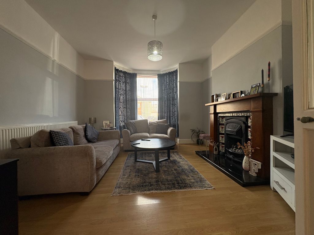 Property photo 2 of 11 Img_7986