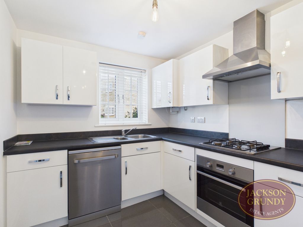 Property photo 2 of 11 Photo 2