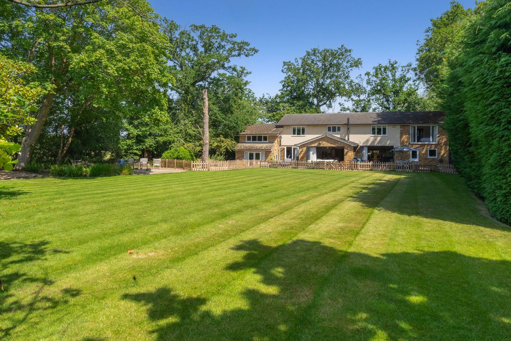 Property photo 1 of 22