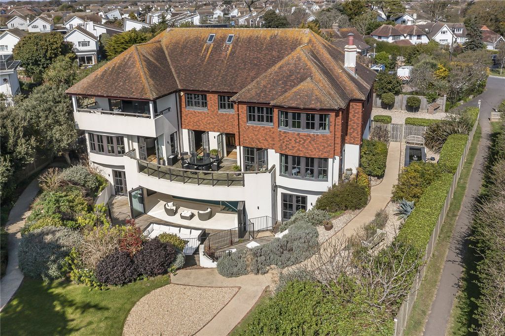 Property photo 1 of 77 Waterfront Mansion