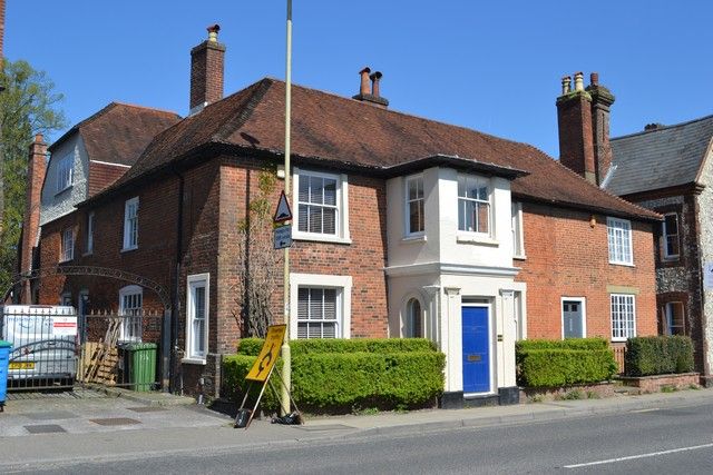 Property photo 2 of 16