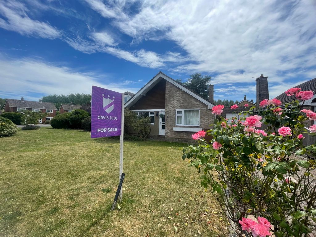 Property photo 1 of 15 27 June Front