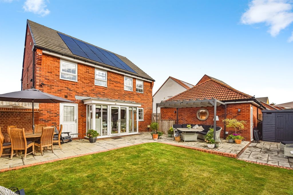 Property photo 1 of 17