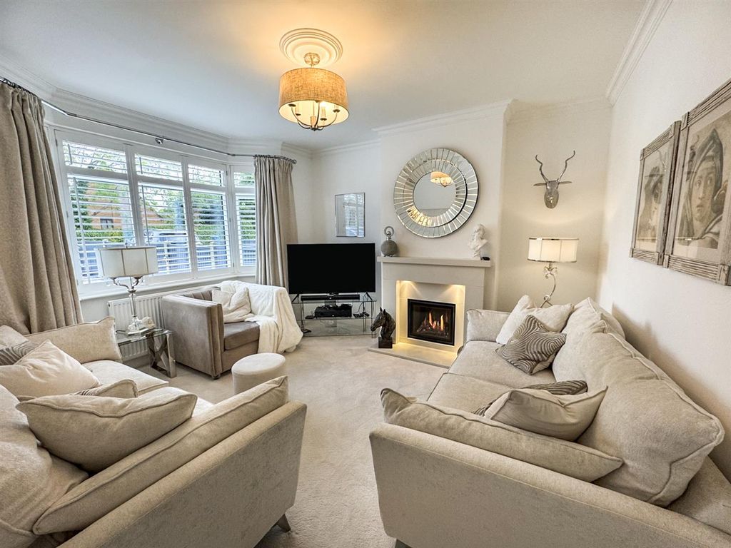 Property photo 2 of 29 Thumbnail_Img_8767.Jpg