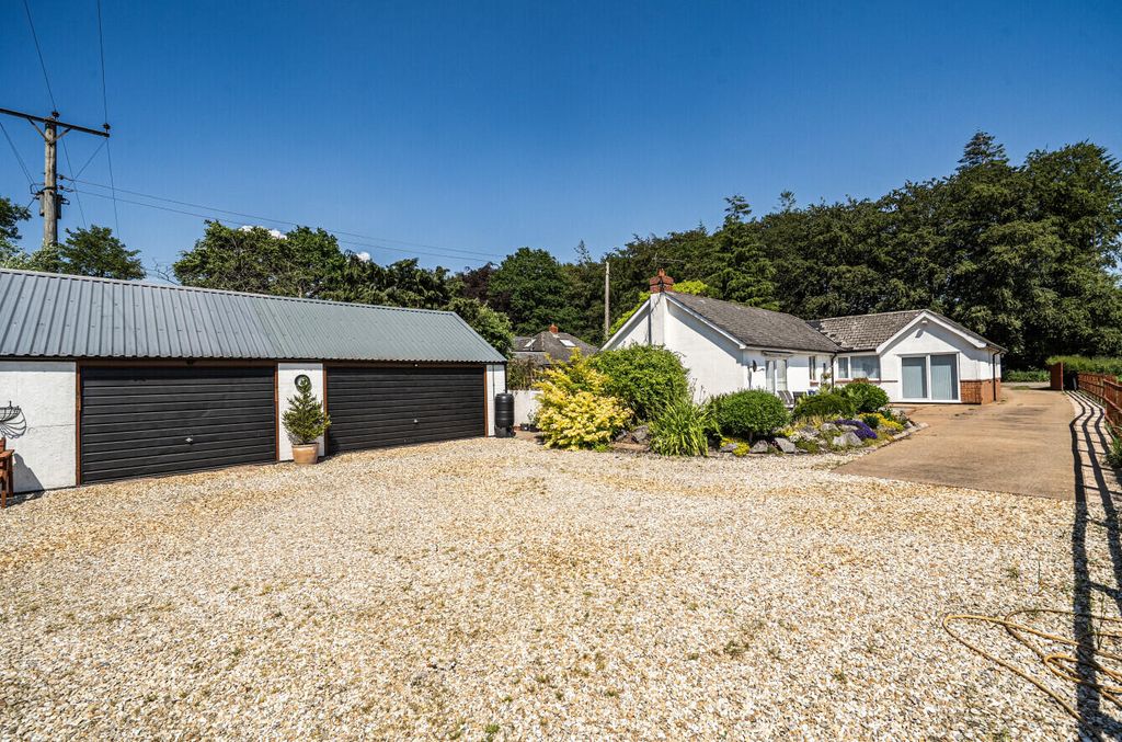 Property photo 1 of 24 The Croft