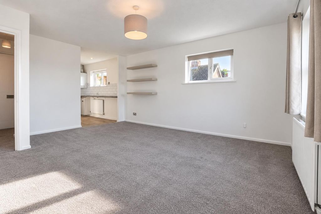 Property photo 2 of 11 Bright Minimalist Living Room And Kitchen.Png